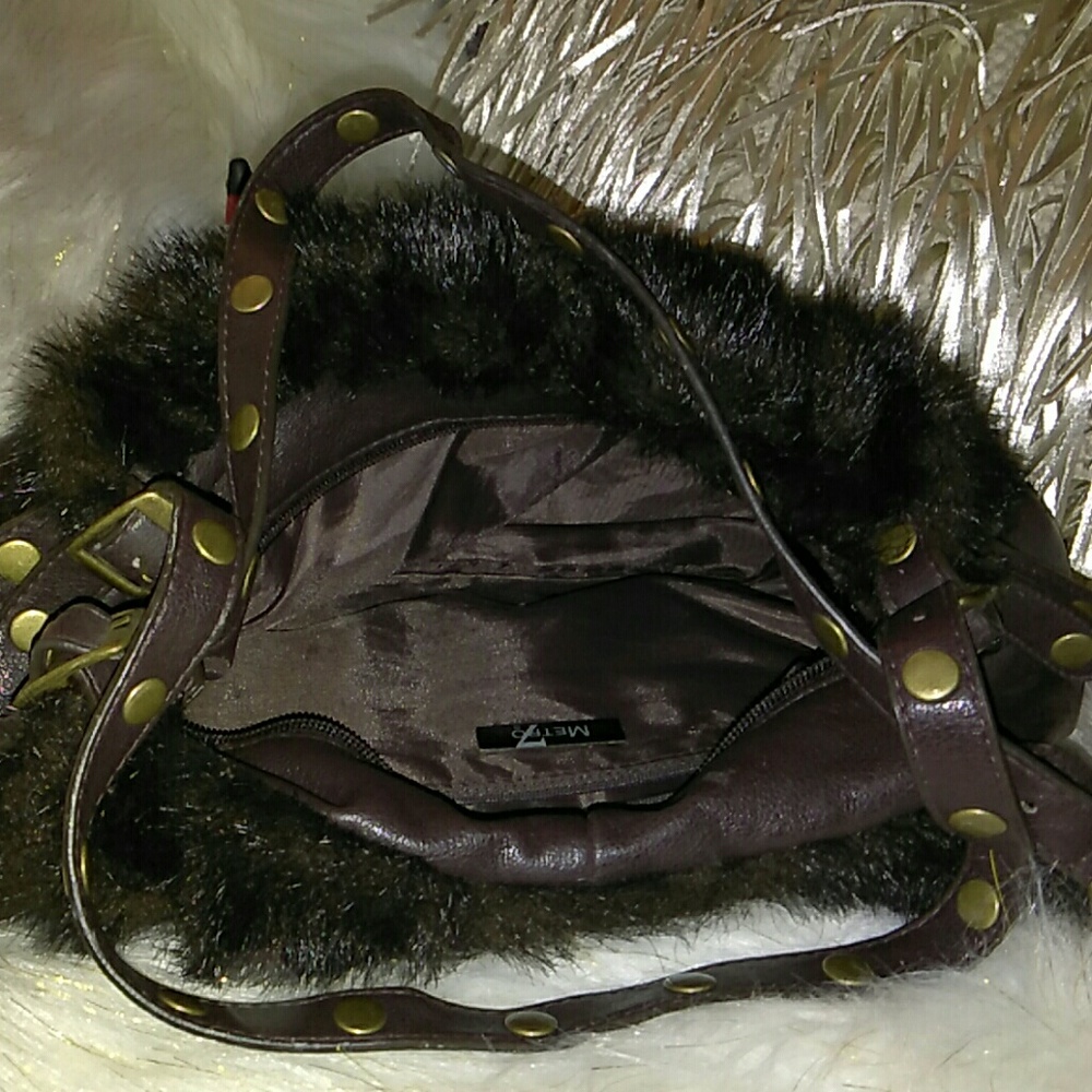 Purse - Picture 3 of 4